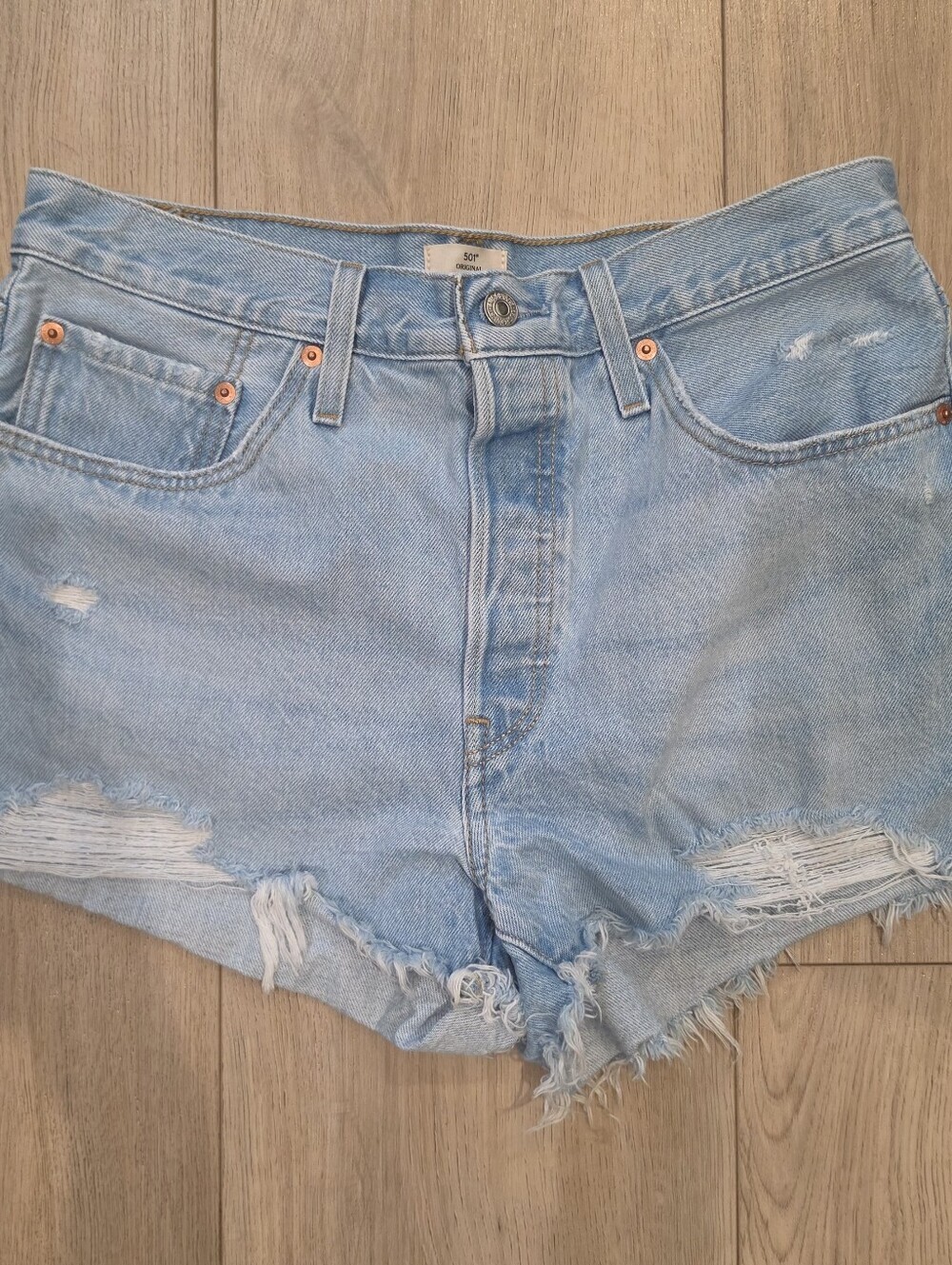 Levi's 501 Original Distressed Denim Cutoff Shorts Light Wash W31